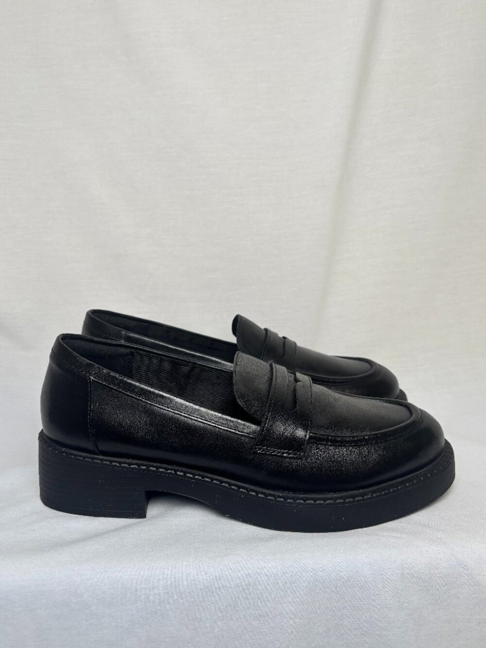 Aldo - Bigplan Leather Penny Loafers, Black (Women’s size 8.5/9)